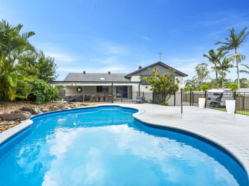 17 Carl Heck Boulevard, Windaroo, QLD 4207 AUS