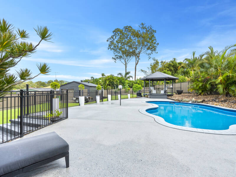 17 Carl Heck Boulevard, Windaroo, QLD 4207 AUS