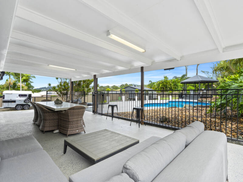17 Carl Heck Boulevard, Windaroo, QLD 4207 AUS