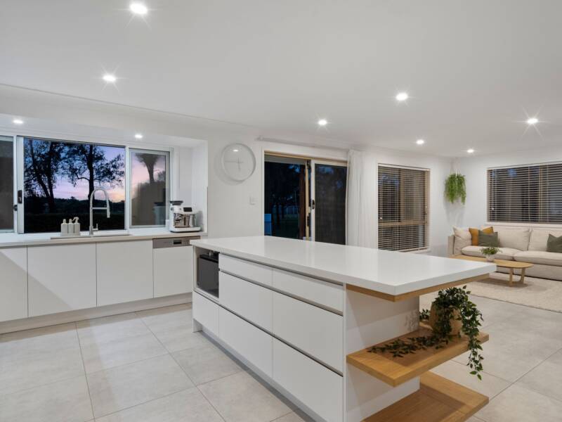 44 Bannockburn Road, Windaroo, QLD 4207 AUS