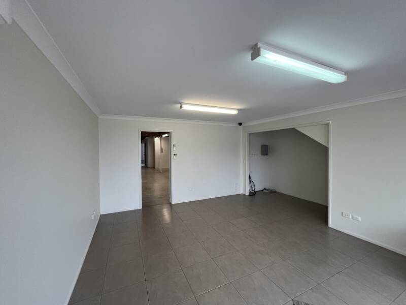 1/16 Maiella Street, Stapylton, QLD 4207 AUS