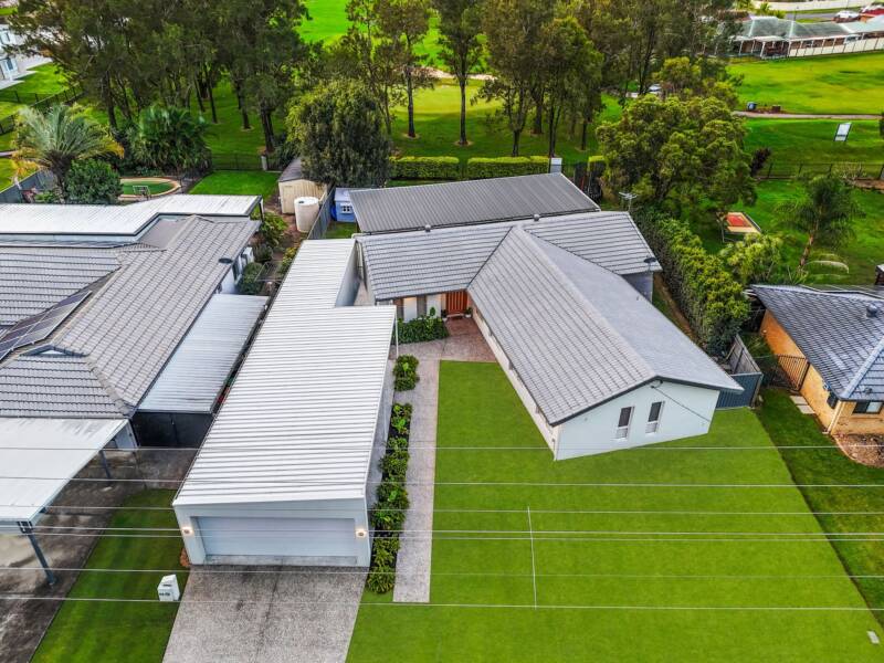 44 Bannockburn Road, Windaroo, QLD 4207 AUS