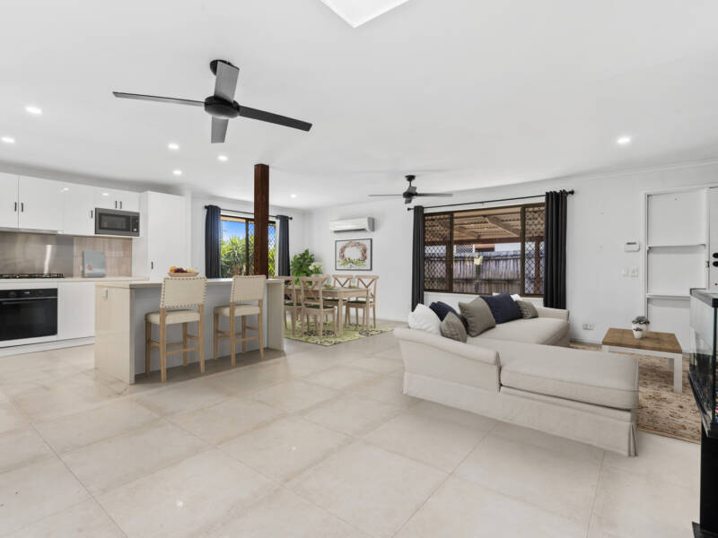 84 Logan Reserve Road, Waterford West, QLD 4133 AUS