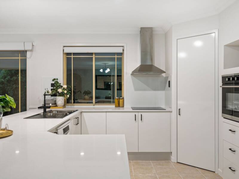 19-21 Bahrview Drive, Bahrs Scrub, QLD 4207 AUS