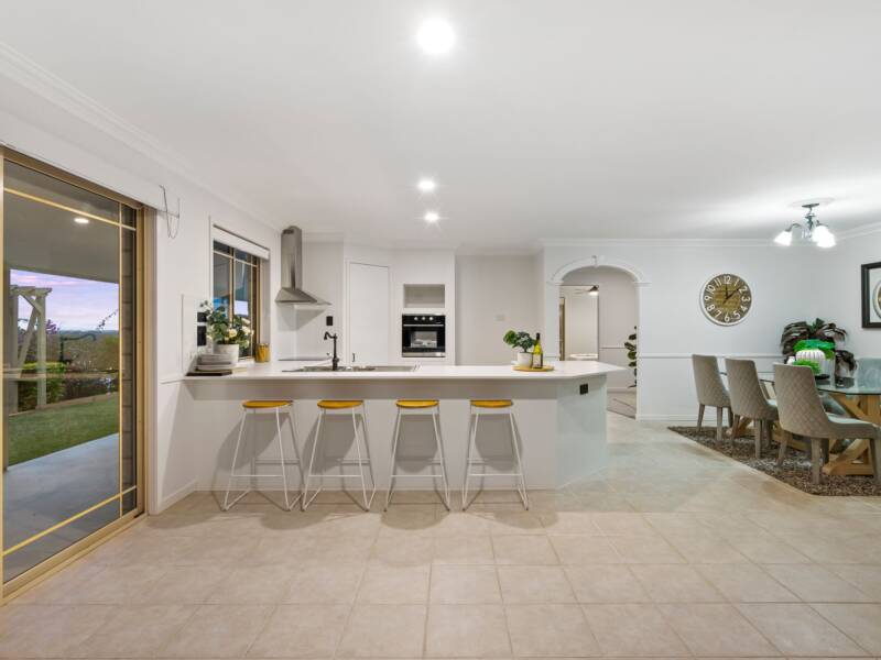 19-21 Bahrview Drive, Bahrs Scrub, QLD 4207 AUS