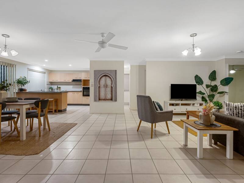 19-21 Bahrview Drive, Bahrs Scrub, QLD 4207 AUS