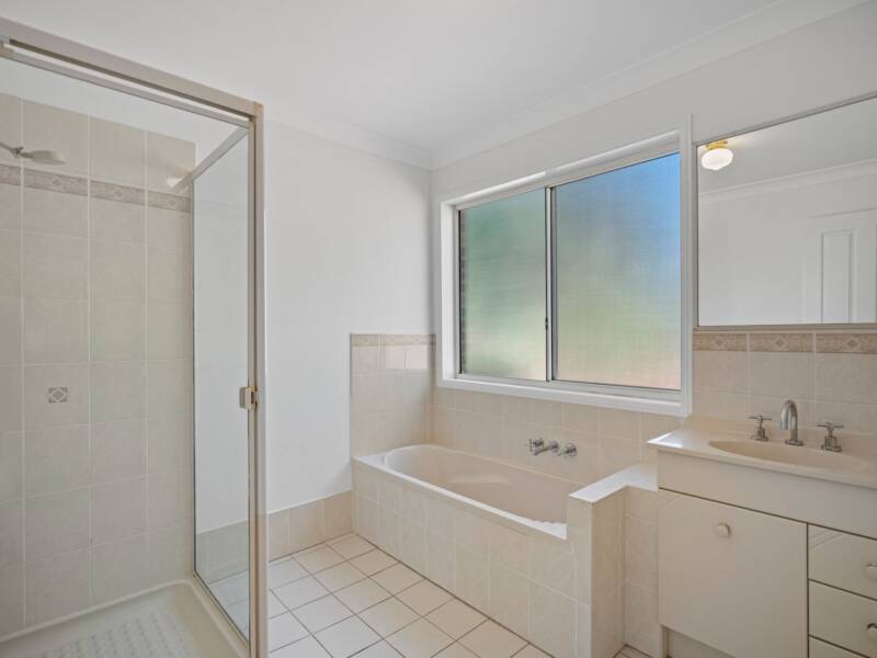 7 Manderson Court, Belivah, QLD 4207 AUS