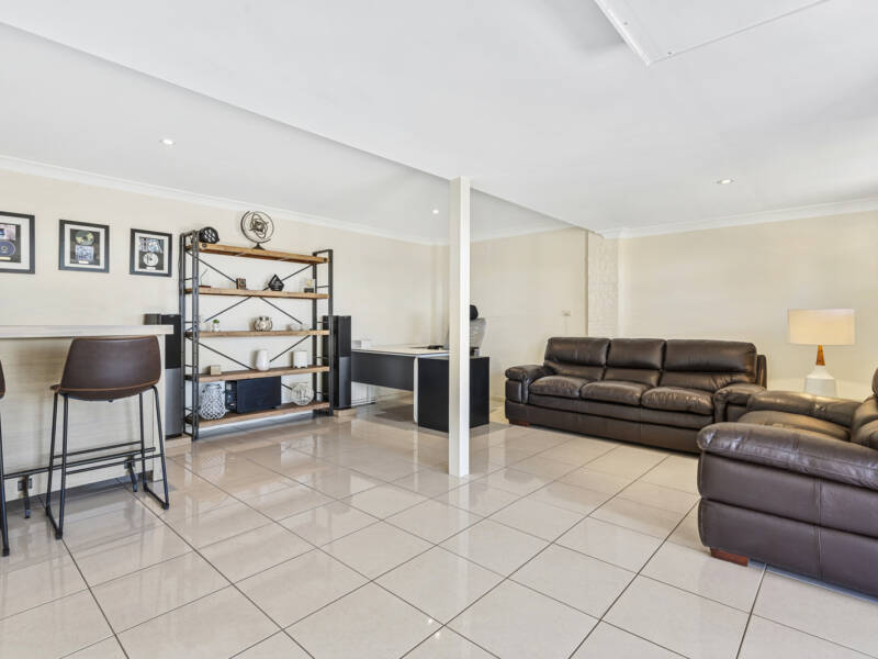 10 Helisma Crt, Mount Warren Park, QLD 4207 AUS