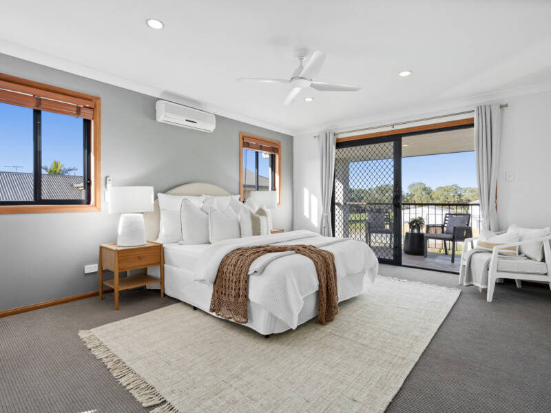 21 Lake Breeze Drive, Windaroo, QLD 4207 AUS