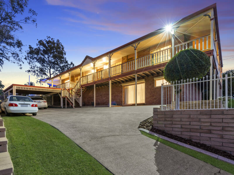 10 Helisma Crt, Mount Warren Park, QLD 4207 AUS