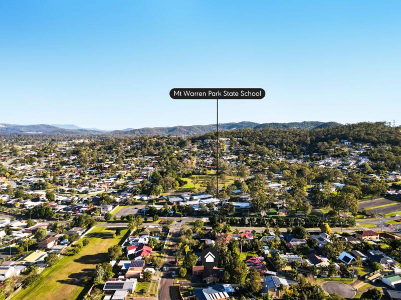 17 Schweitzer Street, Mount Warren Park, QLD 4207 AUS