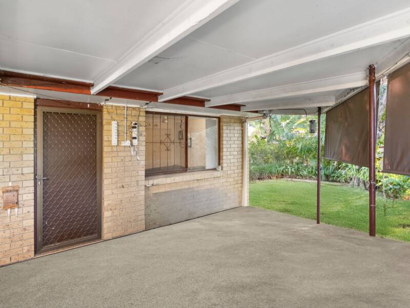 17 Schweitzer Street, Mount Warren Park, QLD 4207 AUS