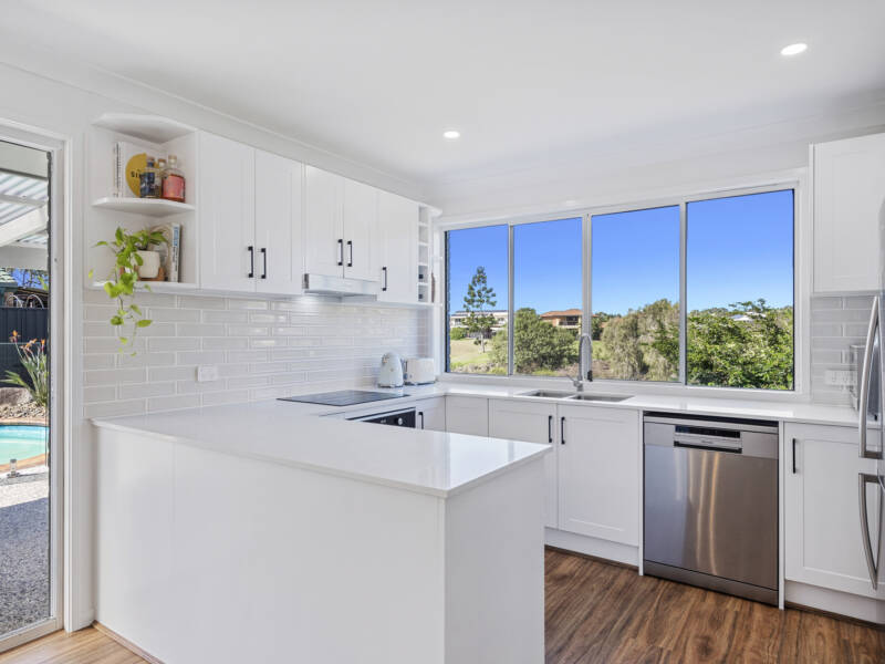 13 Baum Court, Windaroo, QLD 4207 AUS