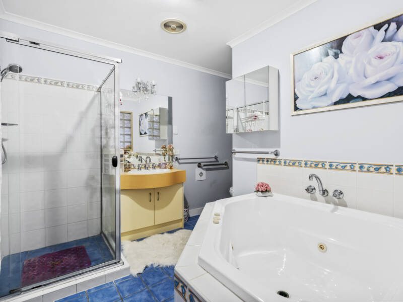 23 Albert Valley Drive, Bahrs Scrub, QLD 4207 AUS