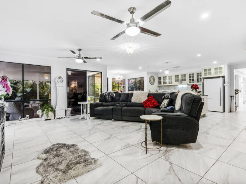 23 Albert Valley Drive, Bahrs Scrub, QLD 4207 AUS