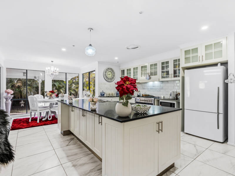 23 Albert Valley Drive, Bahrs Scrub, QLD 4207 AUS