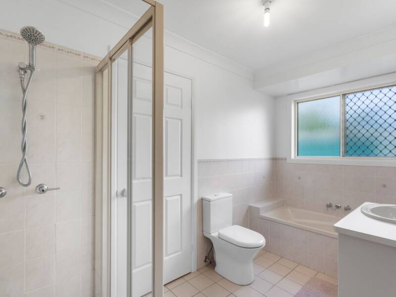19 Anna Louise Terrace, Windaroo, QLD 4207 AUS