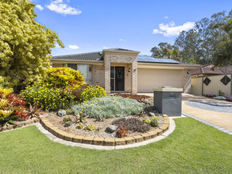 27 Albert Valley Drive, Bahrs Scrub, QLD 4207 AUS