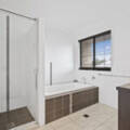 8 Long Island Drive, Windaroo, QLD 4207 AUS