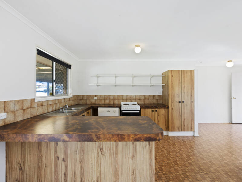 38 Robert Stanley Drive, Mount Warren Park, QLD 4207 AUS