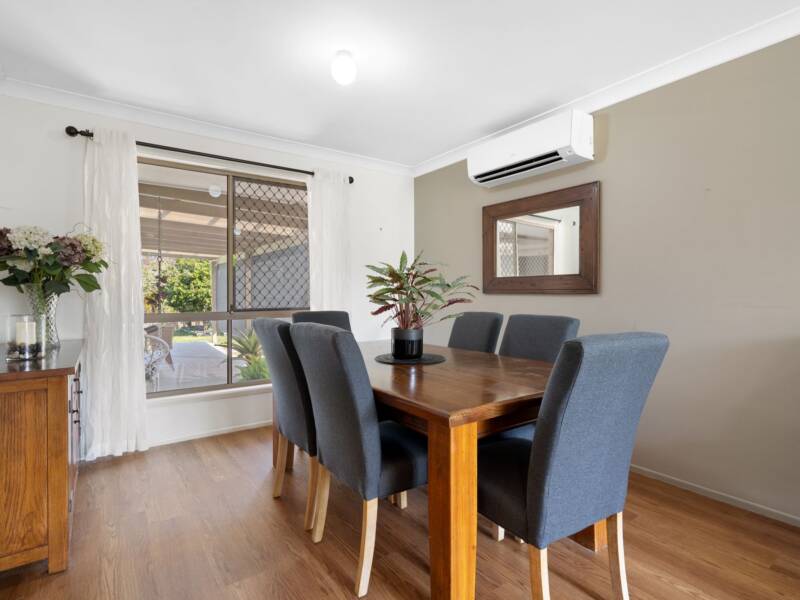 25 Laura Anne Drive, Windaroo, QLD 4207 AUS