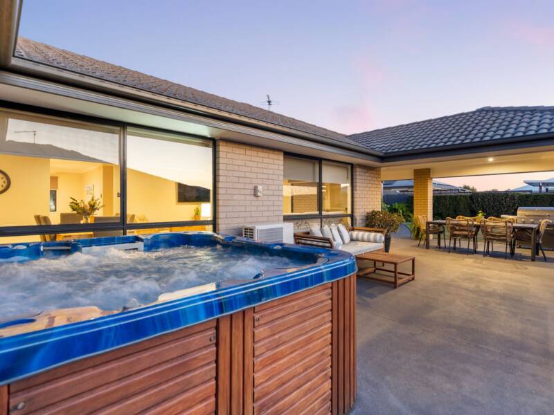 31 Lucinda Road, Logan Village, QLD 4207 AUS