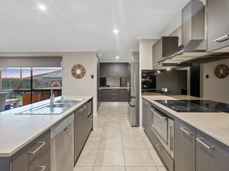 31 Lucinda Road, Logan Village, QLD 4207 AUS