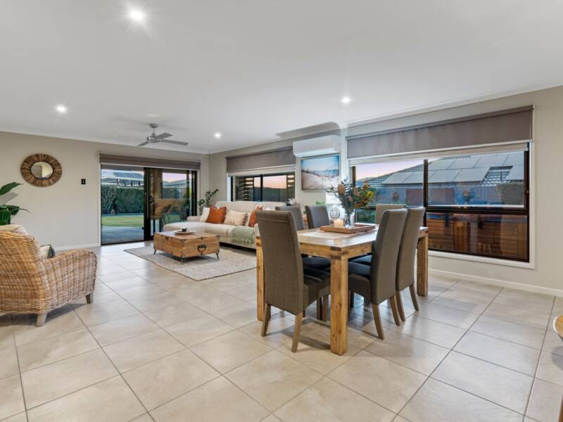 31 Lucinda Road, Logan Village, QLD 4207 AUS