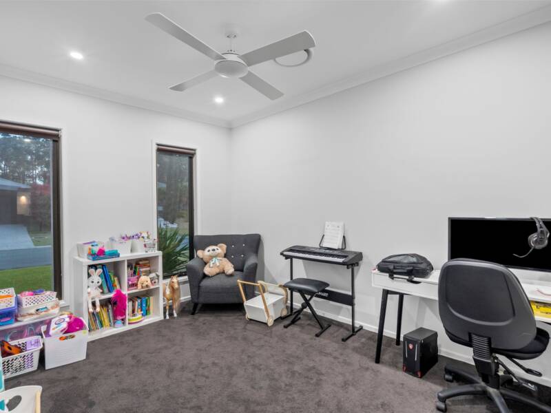 49 Ardee Place, Logan Village, QLD 4207 AUS