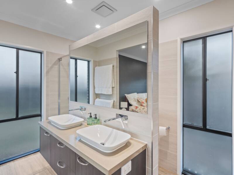 49 Ardee Place, Logan Village, QLD 4207 AUS