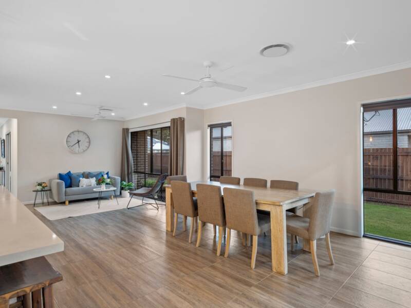 49 Ardee Place, Logan Village, QLD 4207 AUS