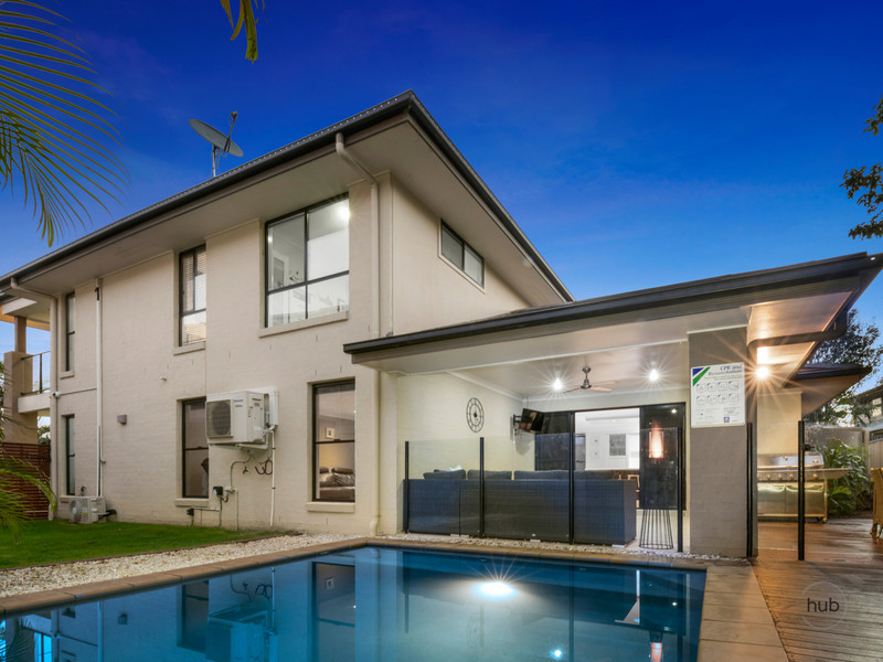 8 Long Island Drive, Windaroo, QLD 4207 AUS