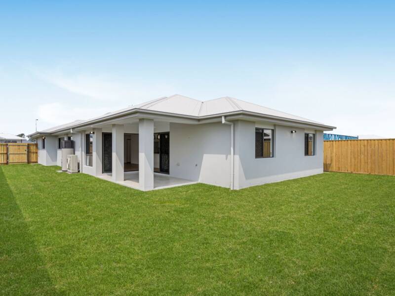 10 Barunga Street, Yarrabilba, QLD 4207 AUS