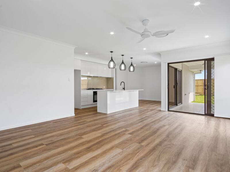 10 Barunga Street, Yarrabilba, QLD 4207 AUS