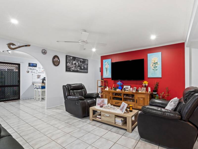 35 Montrose Avenue, Bethania, QLD 4205 AUS