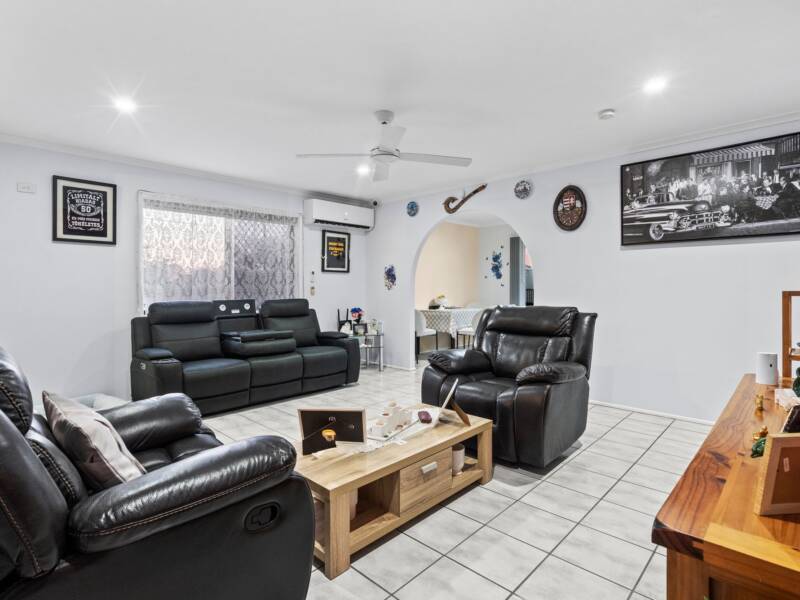 35 Montrose Avenue, Bethania, QLD 4205 AUS