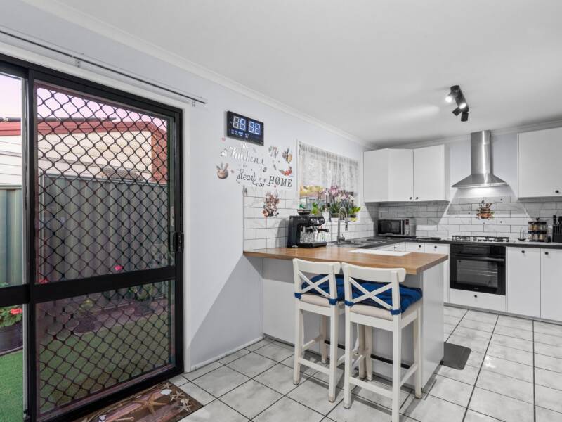 35 Montrose Avenue, Bethania, QLD 4205 AUS