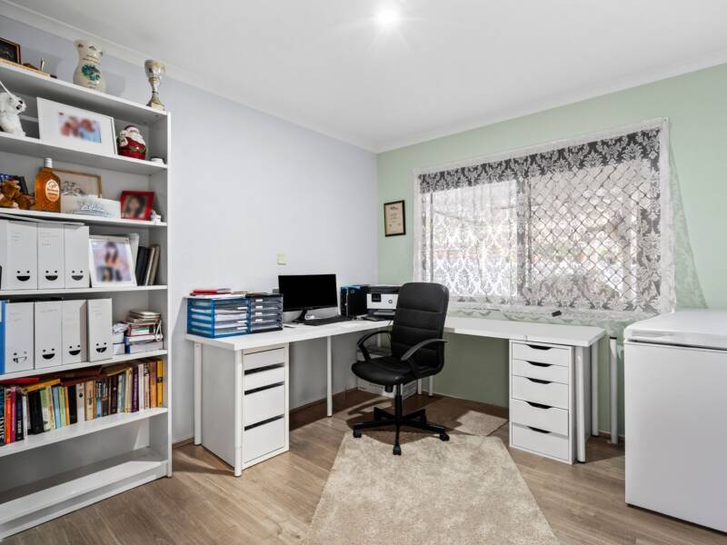35 Montrose Avenue, Bethania, QLD 4205 AUS