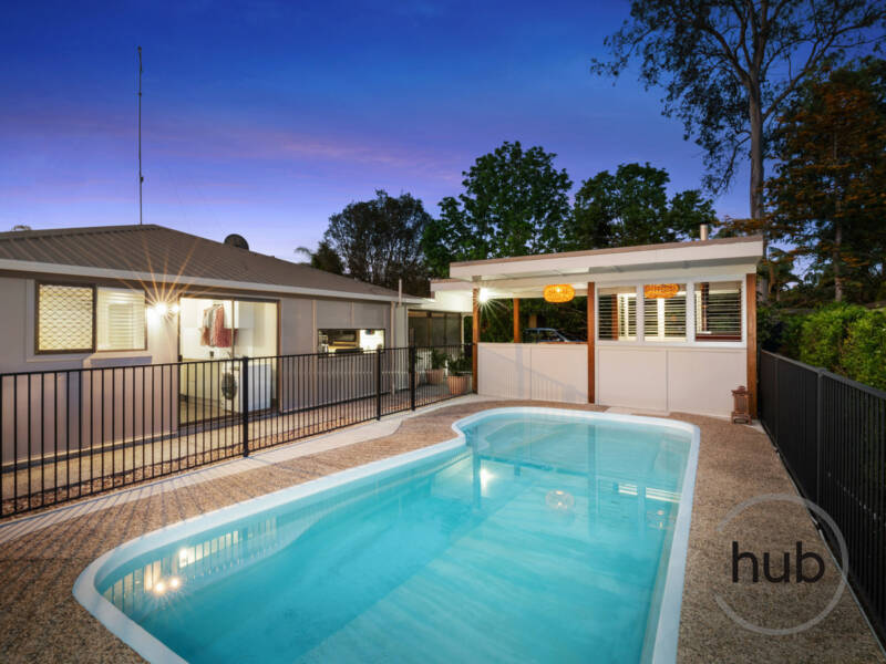 26 Kaiser Drive, Windaroo, QLD 4207 AUS