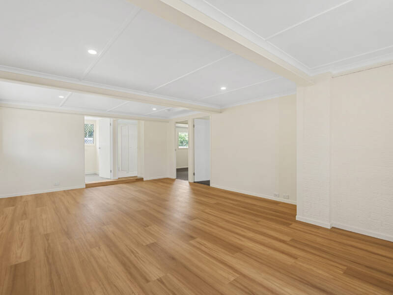 13 Roebuck Avenue, Eagleby, QLD 4207 AUS