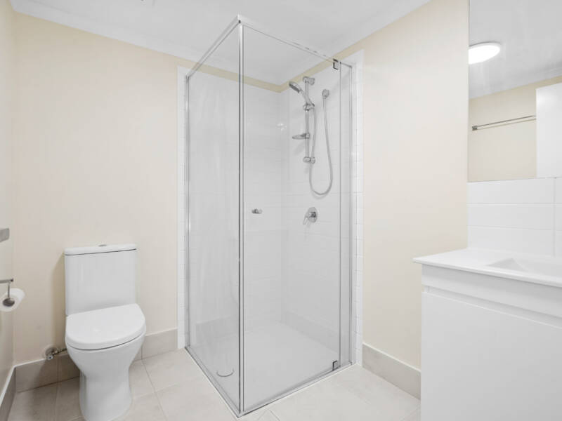 13 Roebuck Avenue, Eagleby, QLD 4207 AUS
