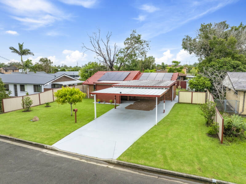 8 Baradine Street, Mount Warren Park, QLD 4207 AUS
