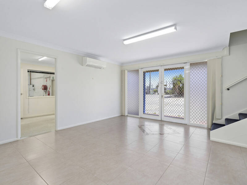 2/16 Maiella Street, Stapylton, QLD 4207 AUS