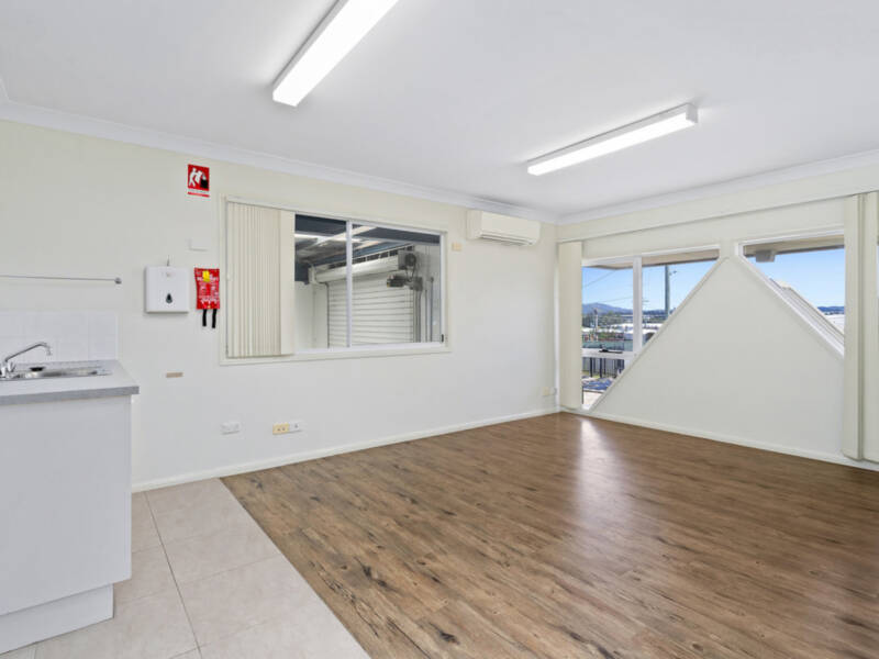 2/16 Maiella Street, Stapylton, QLD 4207 AUS