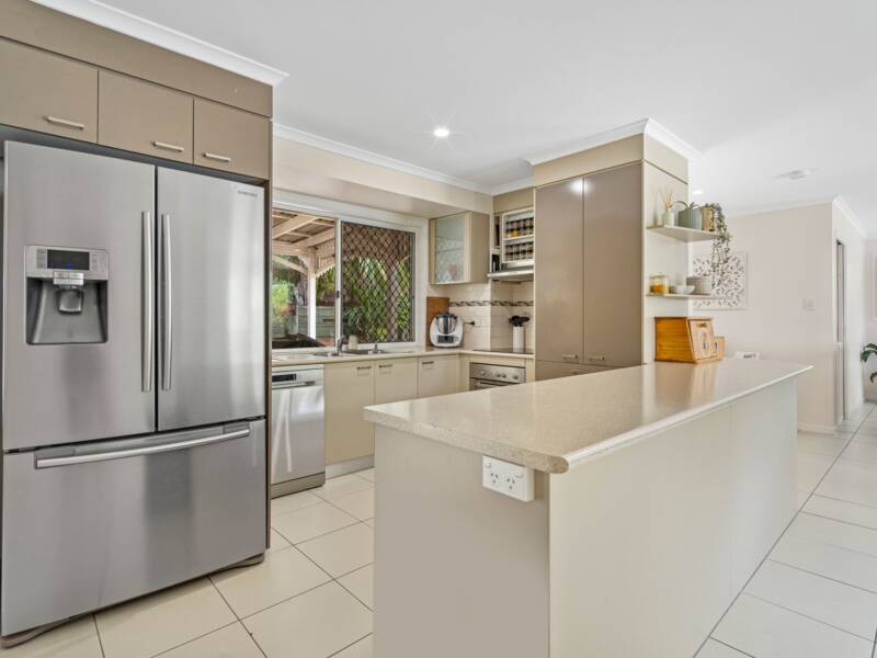 14 Paisley Court, Mount Warren Park, QLD 4207 AUS