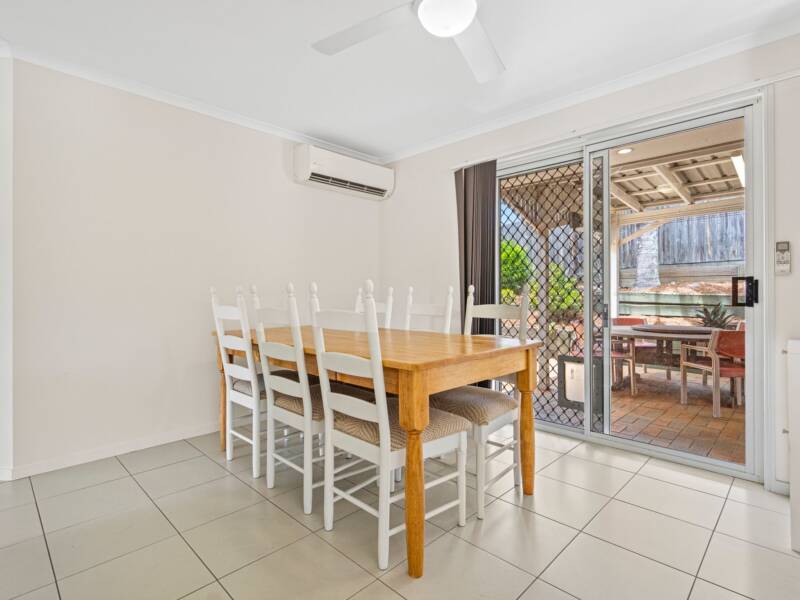 14 Paisley Court, Mount Warren Park, QLD 4207 AUS
