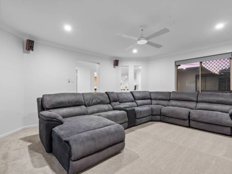 15 Callicoma Court, Ormeau, QLD 4208 AUS