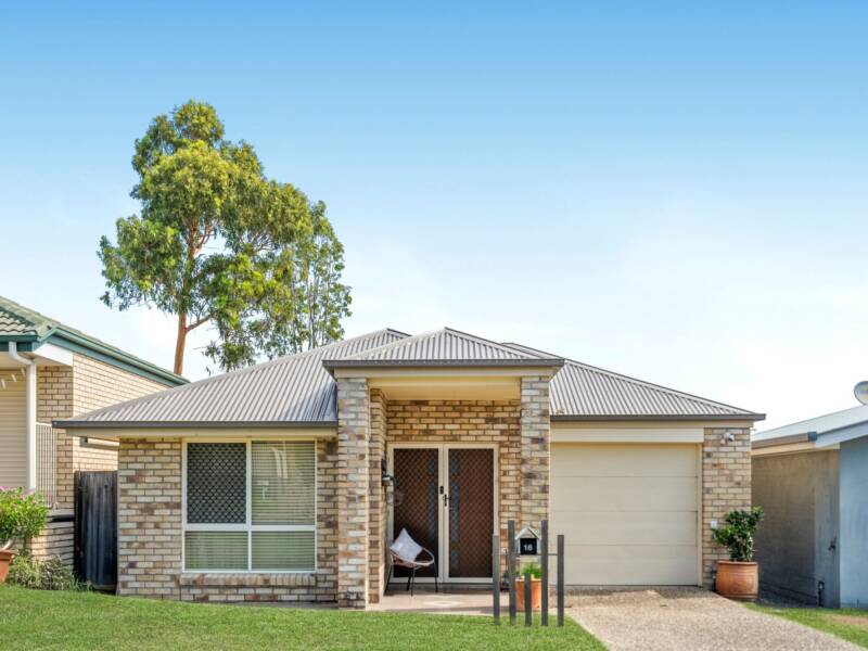 16 Herberton Street, Waterford, QLD 4133 AUS