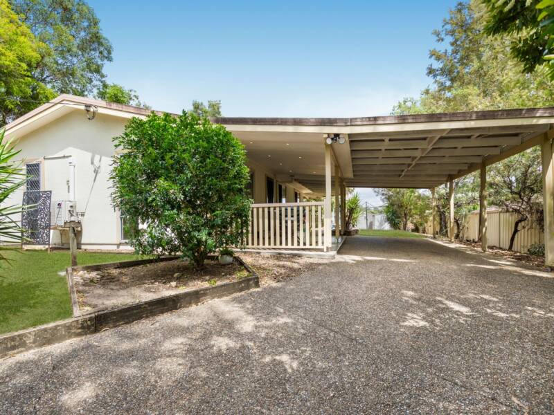 13 Lima Street, Edens Landing, QLD 4207 AUS