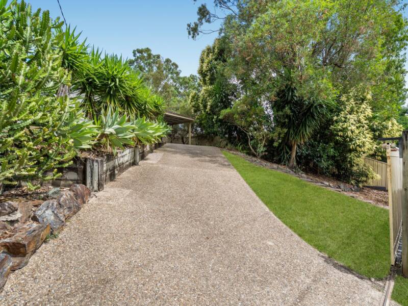 13 Lima Street, Edens Landing, QLD 4207 AUS
